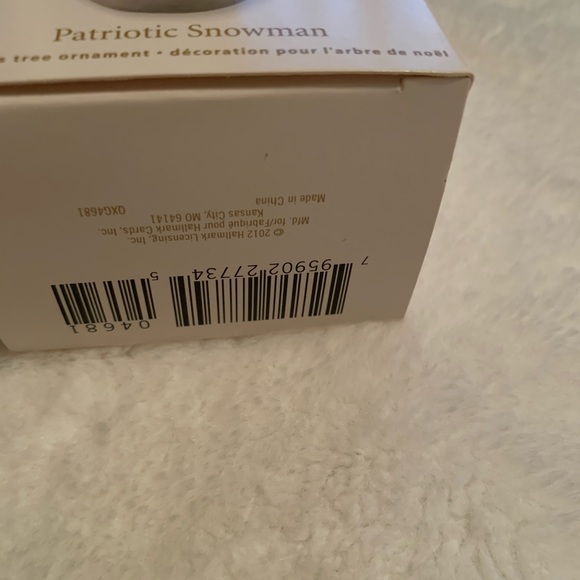 HALLMARK HOLIDAY ORNAMENT COLLECTION 2012 THE PATRIOTIC SNOWMAN NEVER USED - Picture 17 of 17